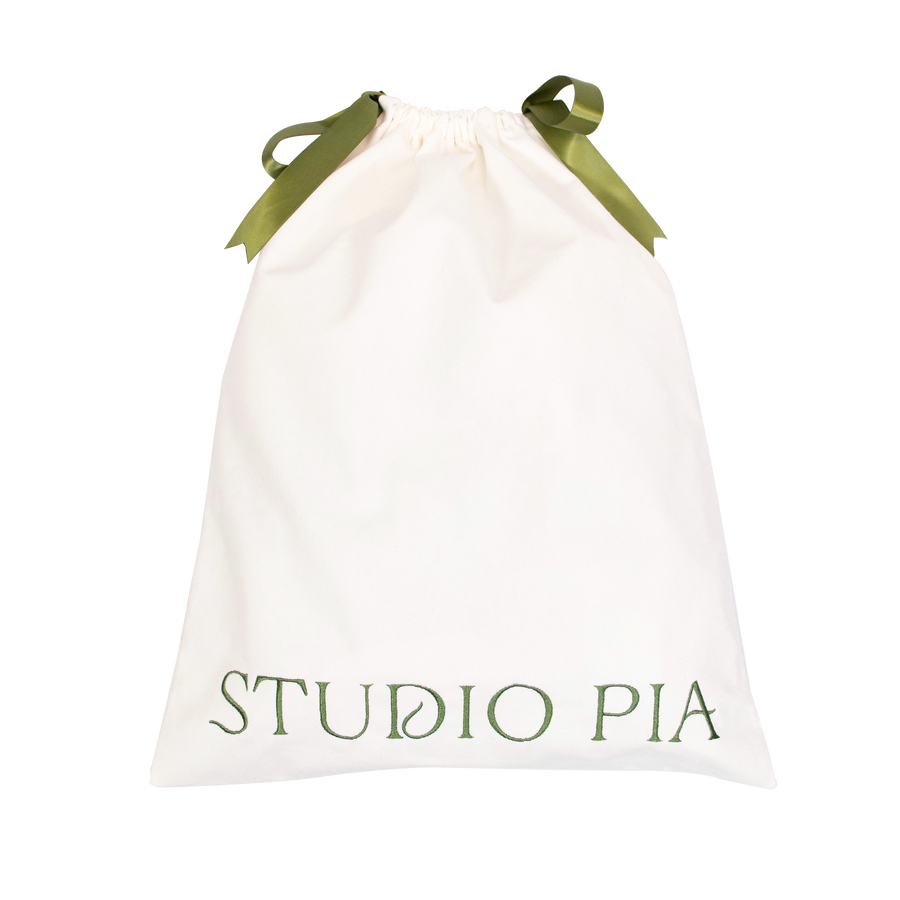 Studio Pia branded organic cotton dust bag