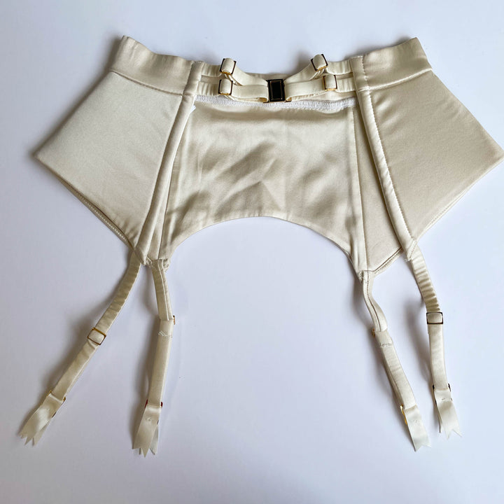 Bella Pearl Peplum Suspender Sample - XS