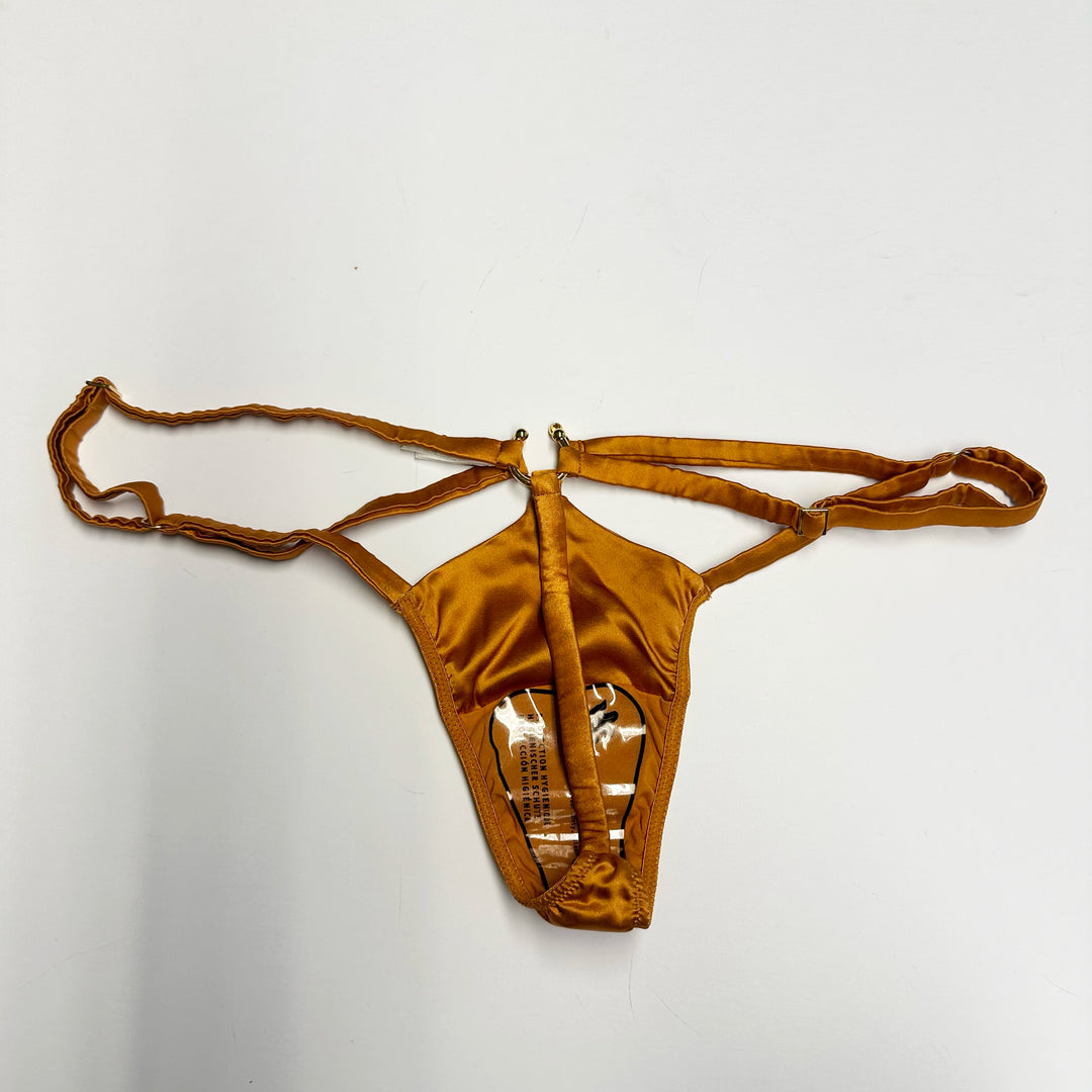 Clea Amber Strap Thong Faulty - L