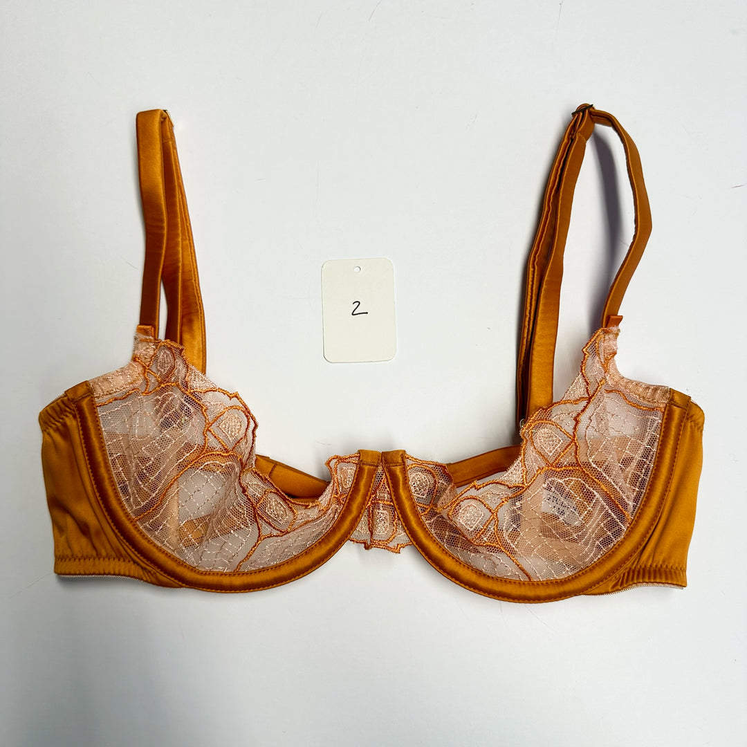 Nora Quarter Cup Bra Sample - 2 & 3