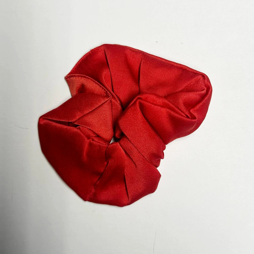 Aiya Scarlet Scrunchie Sample - O/S