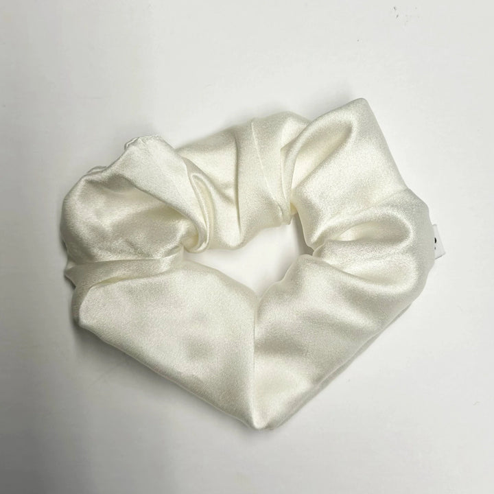 Aiya Ivory Scrunchie Sample - O/S