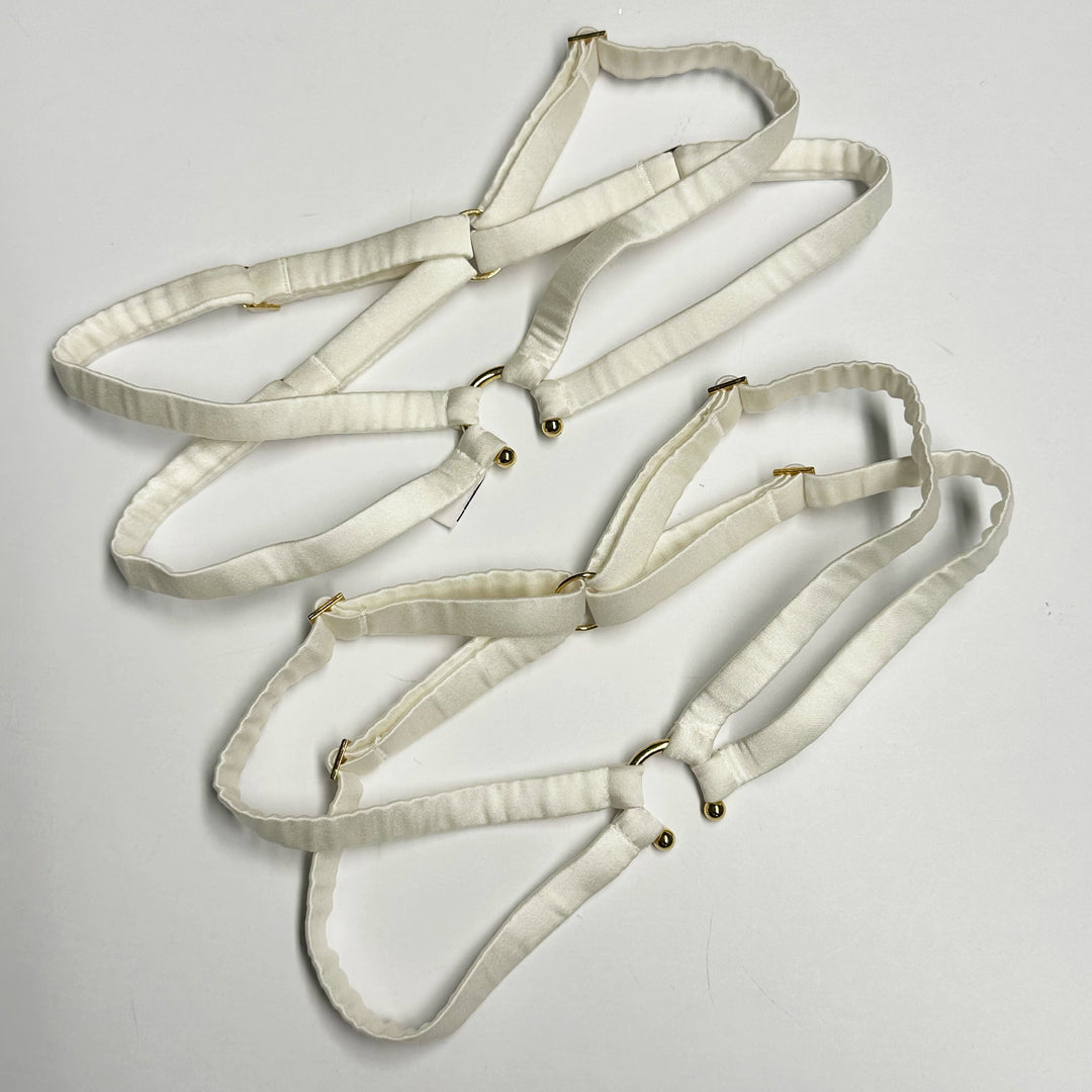 Clea Ivory Garters Sample - O/S