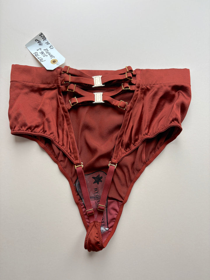 Petra Garnet Waist Thong sample - size S