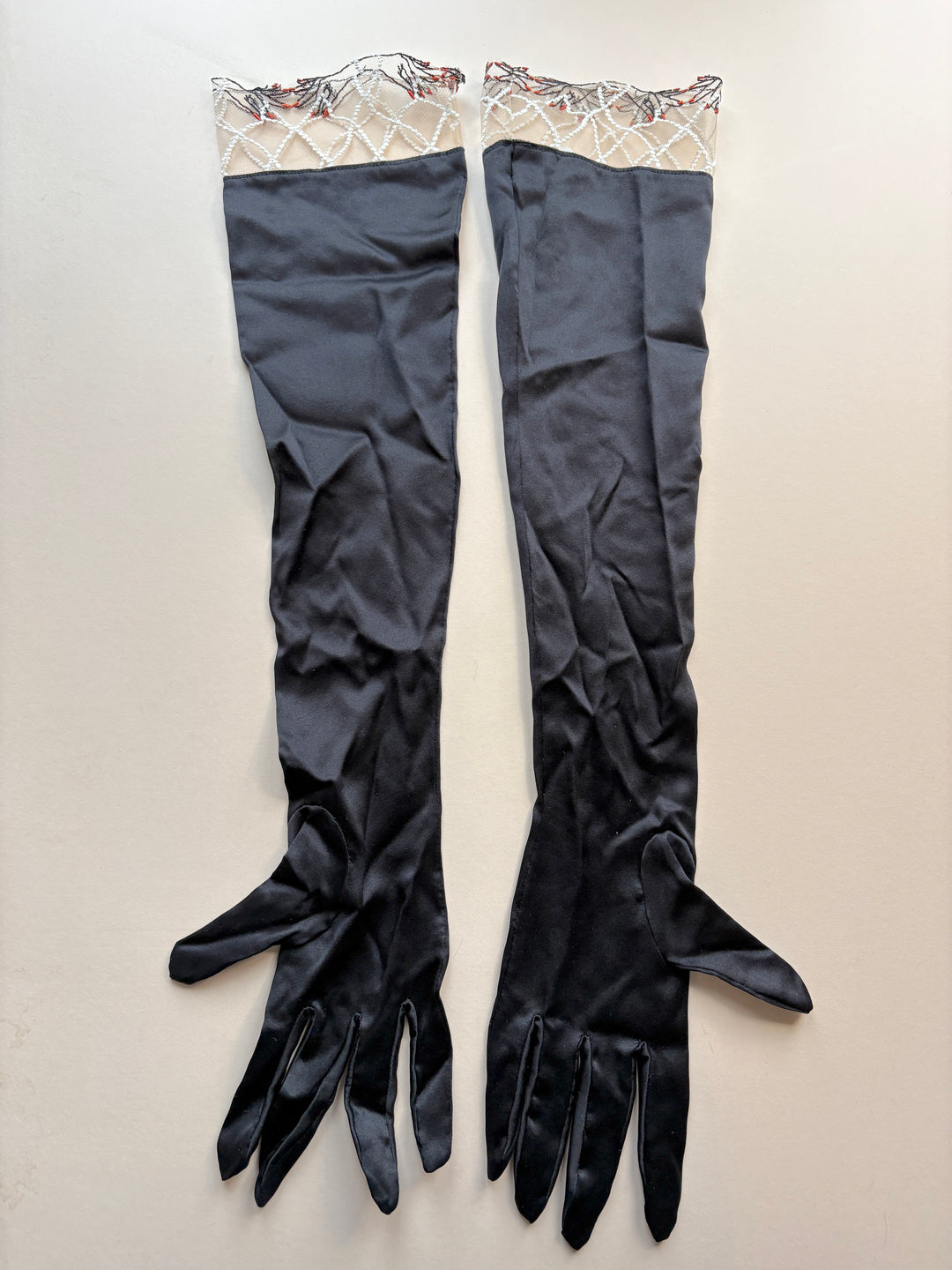 Fatima Gloves sample - size S