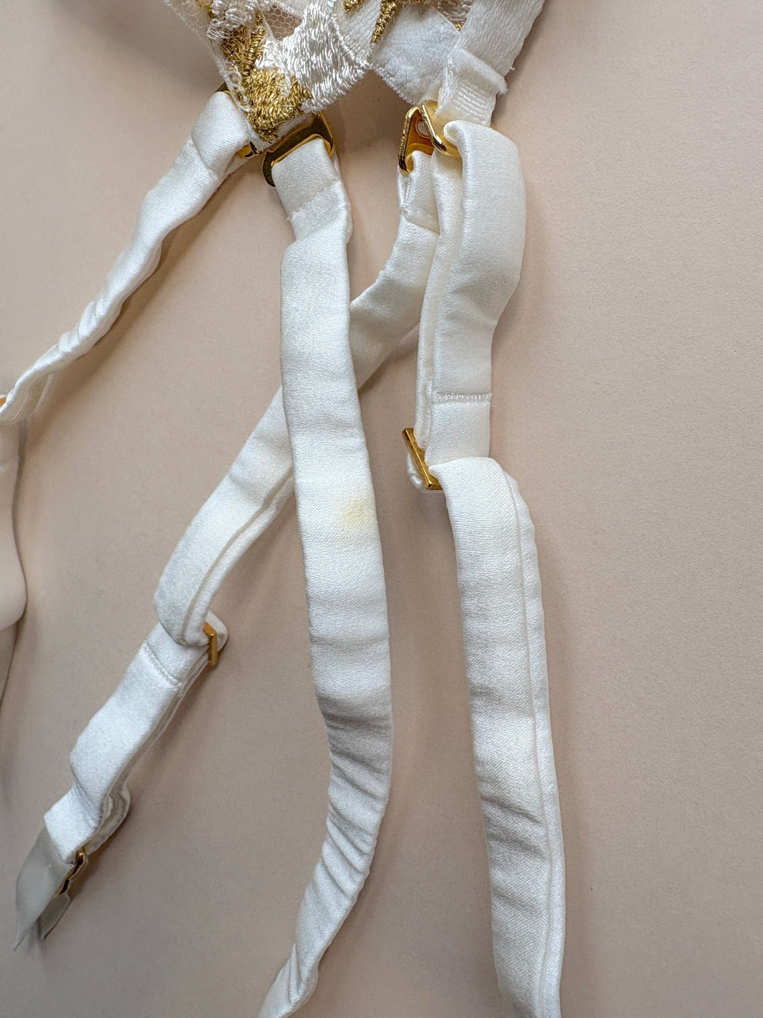 FAULTY Soraya Ivory Suspender - size M