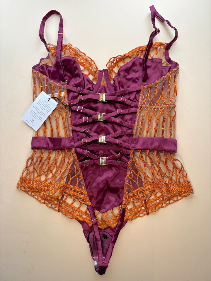 FAULTY Gabriella Bodysuit - size 6