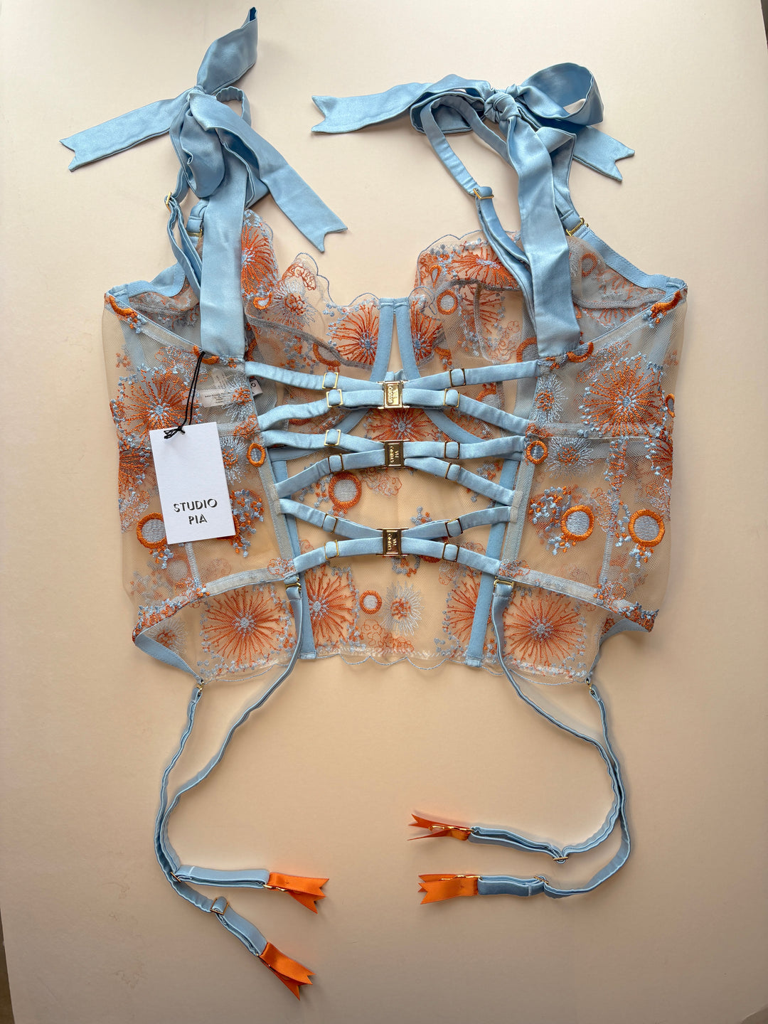 FAULTY Lena Basque - size 9