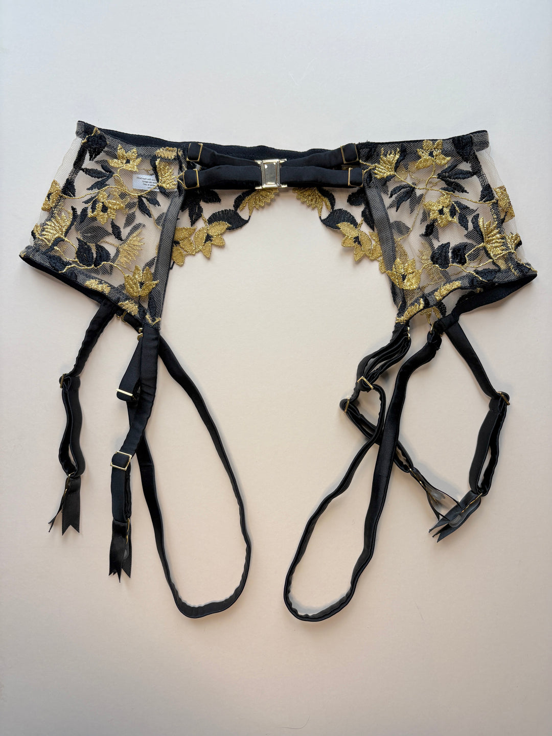 FAULTY Soraya Jet Suspender - size 3-4(S)