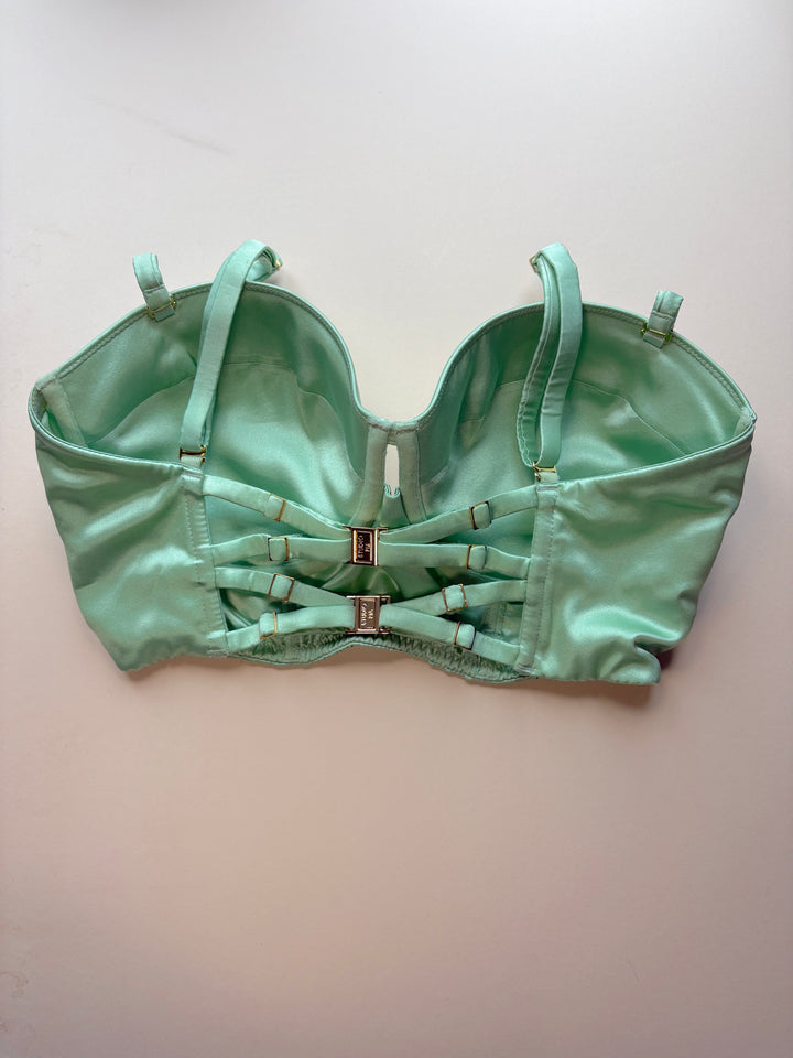 FAULTY Petra Sage Longline Bra - size 5