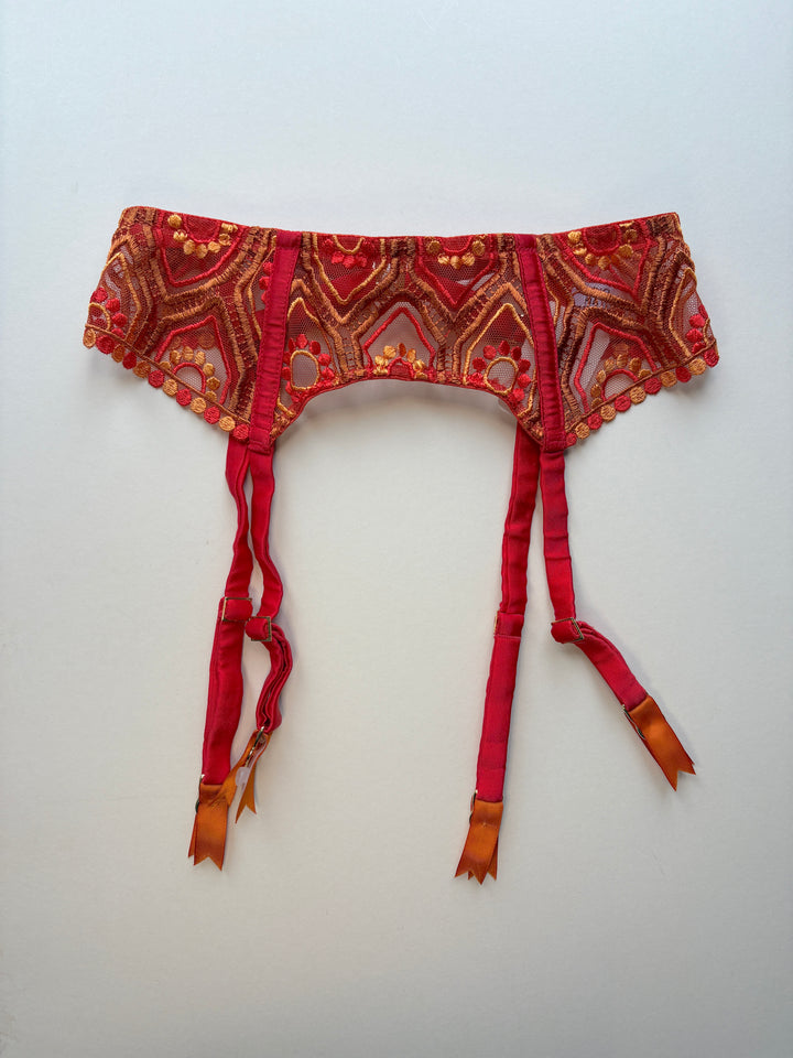 Aretha Suspender sample - size XS