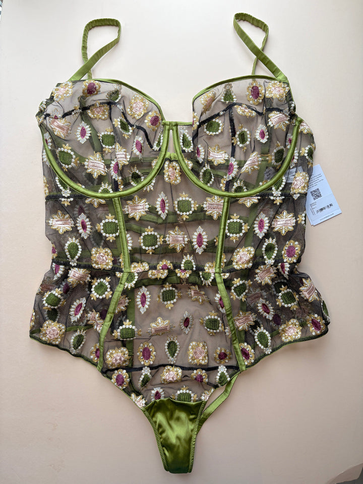 FAULTY Sofia Bodysuit - size 9