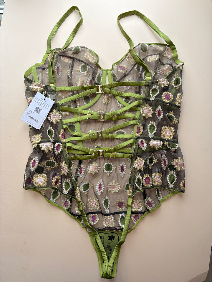 FAULTY Sofia Bodysuit - size 9