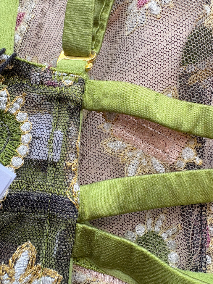 FAULTY Sofia Bodysuit - size 9