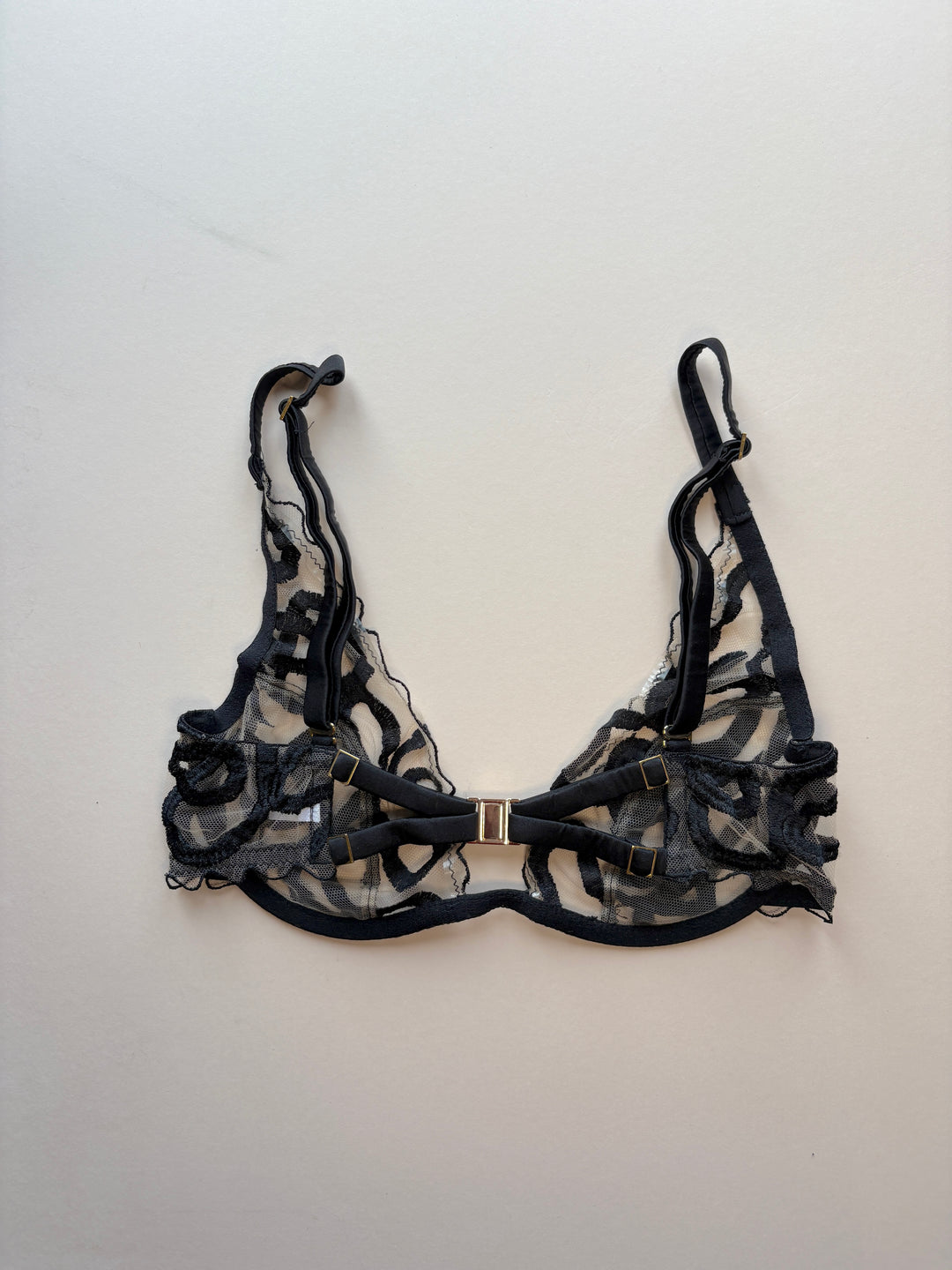 Naga Jet Plunge Bra sample - size 3