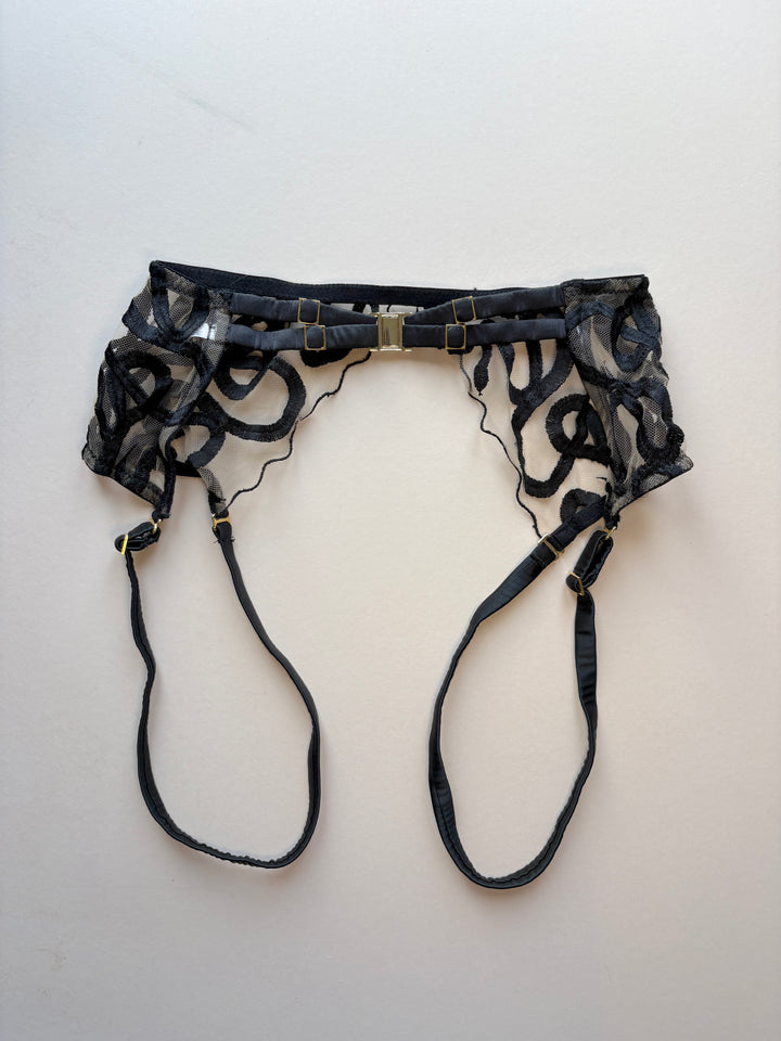 Naga Jet Suspender sample - size 1-2 / XS