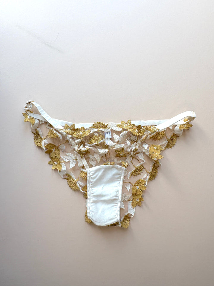 Soraya Ivory Strap Knicker sample - size 1-2 / XS