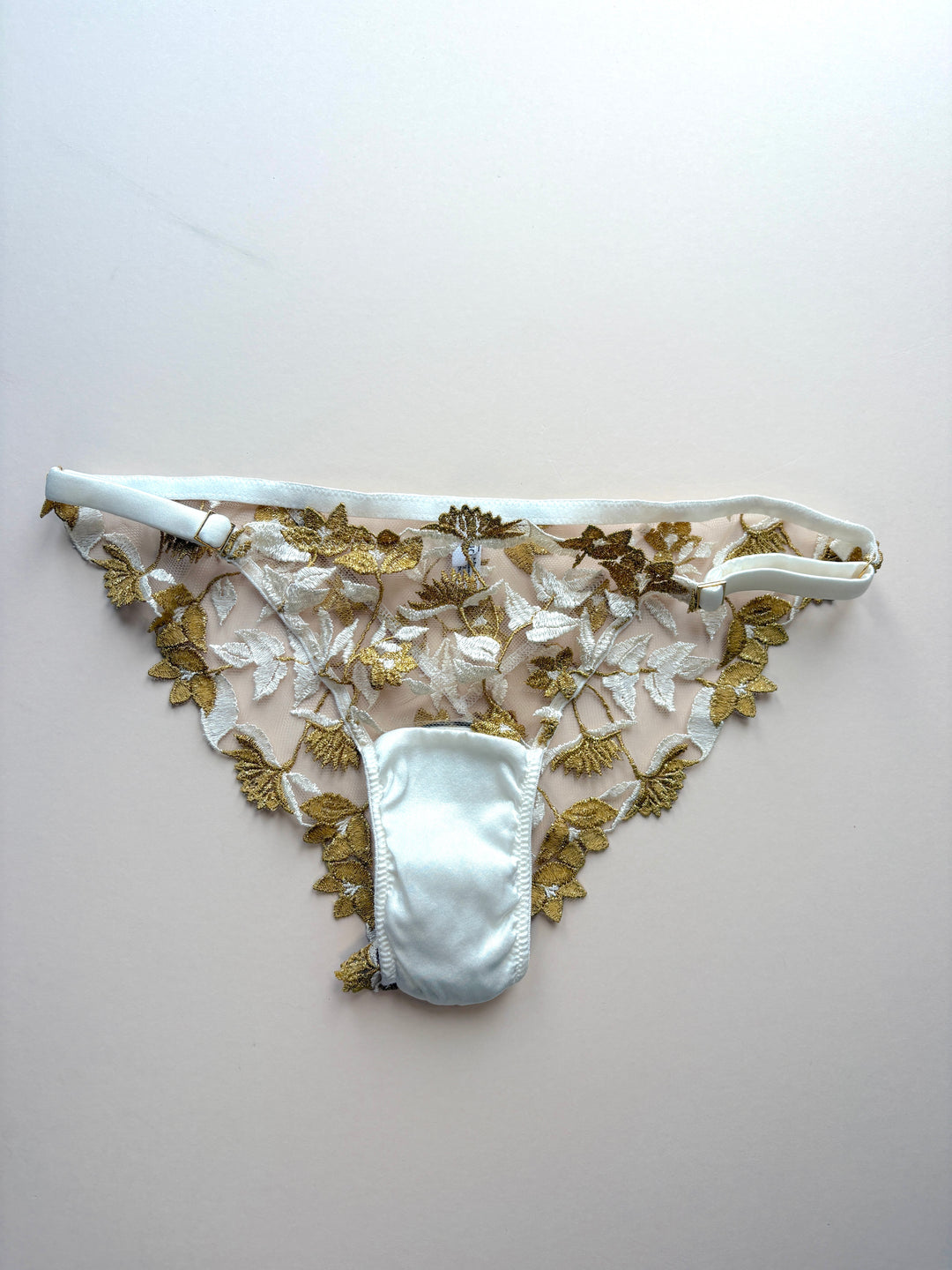 Soraya Ivory Strap Knicker sample - size 1-2 / XS