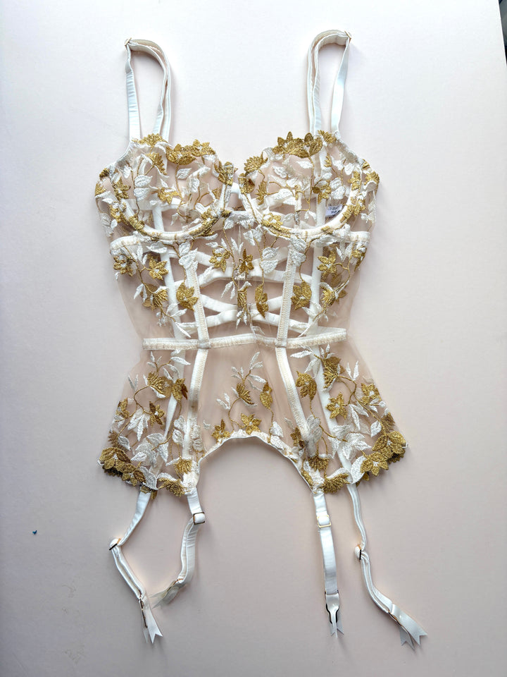 Soraya Ivory Basque (old style) sample - size 2