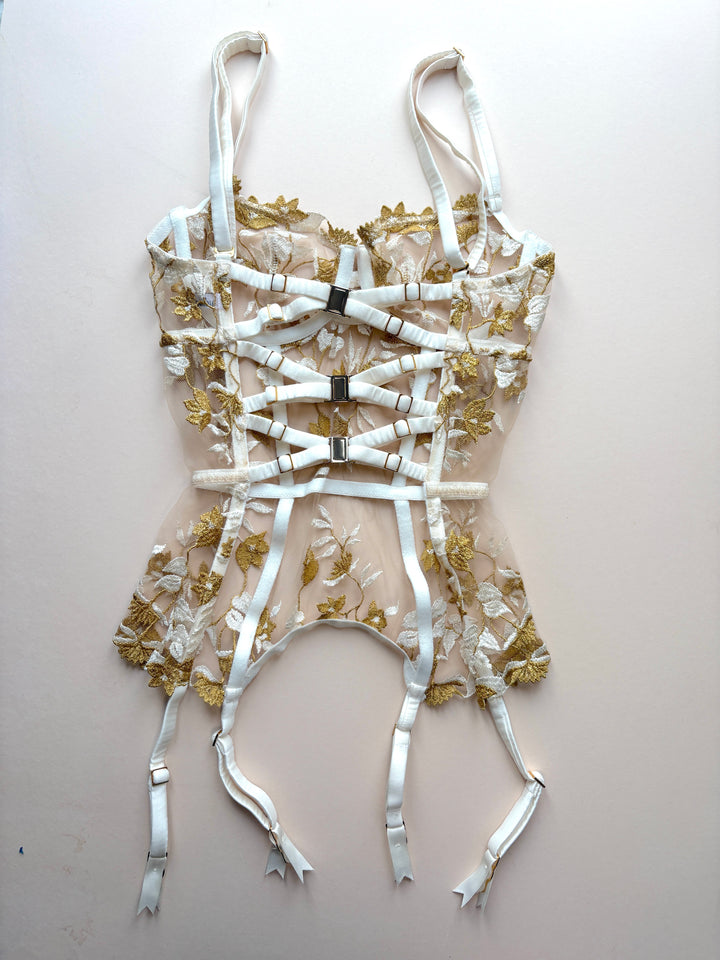 Soraya Ivory Basque (old style) sample - size 2