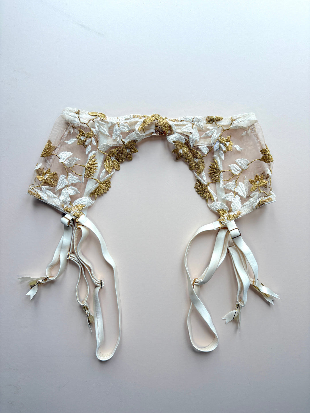 Soraya Ivory Suspender sample - size 1-2 / XS