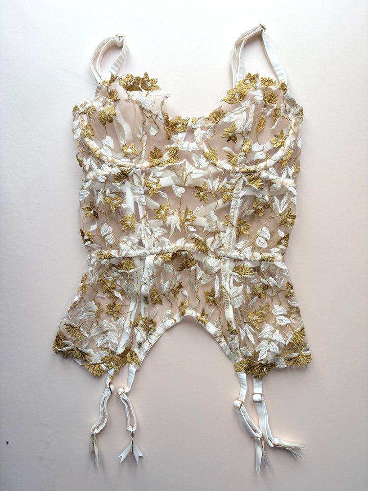 Soraya Ivory Basque sample - size 3