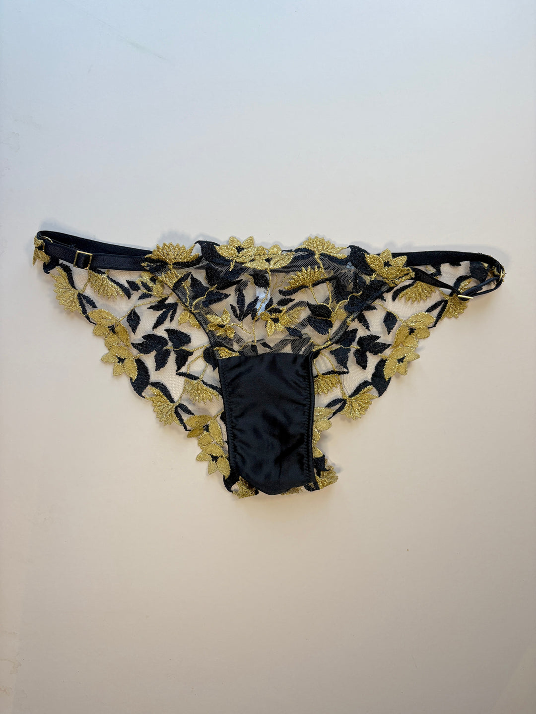 Soraya Jet Strap Knicker sample - size 1-2 (XS)