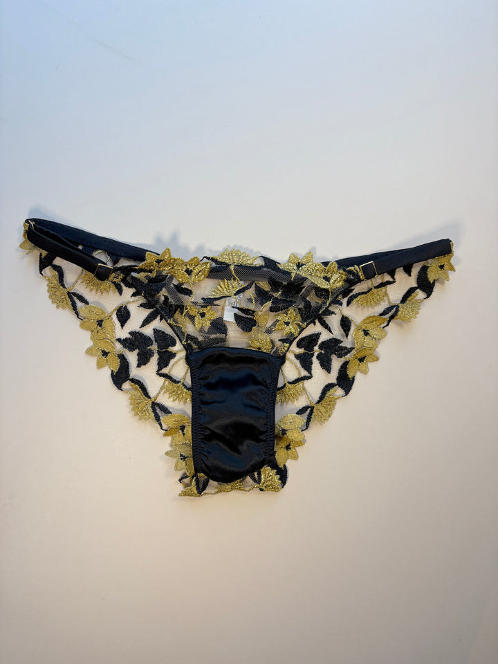 Soraya Jet Strap Knicker sample - size XS