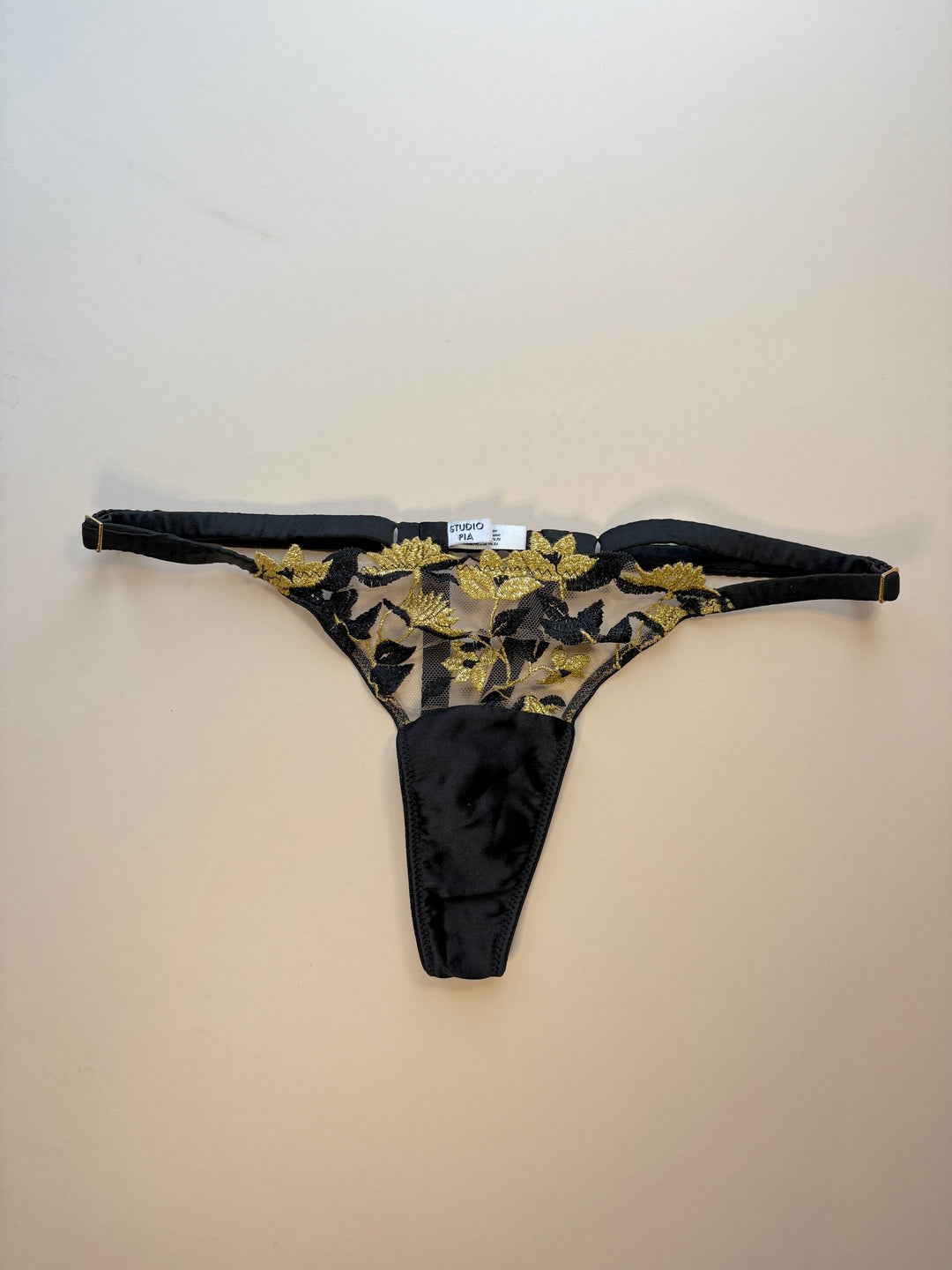 Soraya Jet Strap Thong sample - size 1-2 (XS)