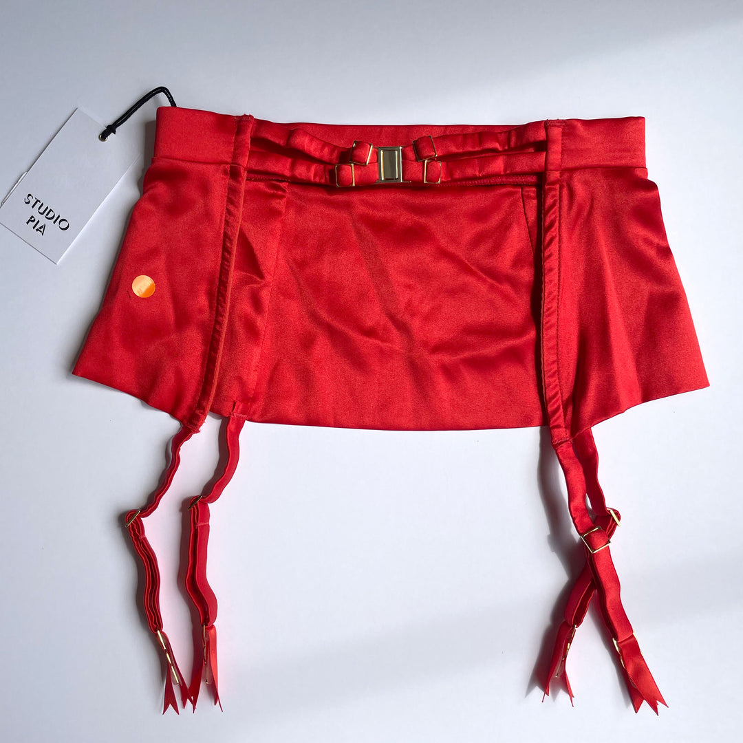 Petra Scarlet Longline Suspender Faulty - XS