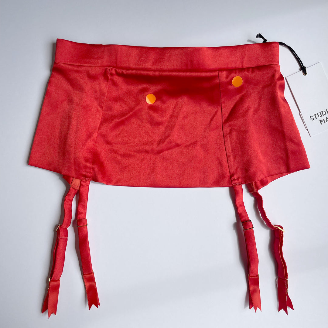 Petra Scarlet Longline Suspender Faulty - XS