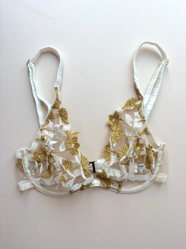 Soraya Ivory Plunge Bra sample - size 3