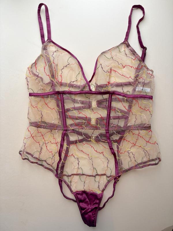 Clara Bodysuit - size L - Tags missing