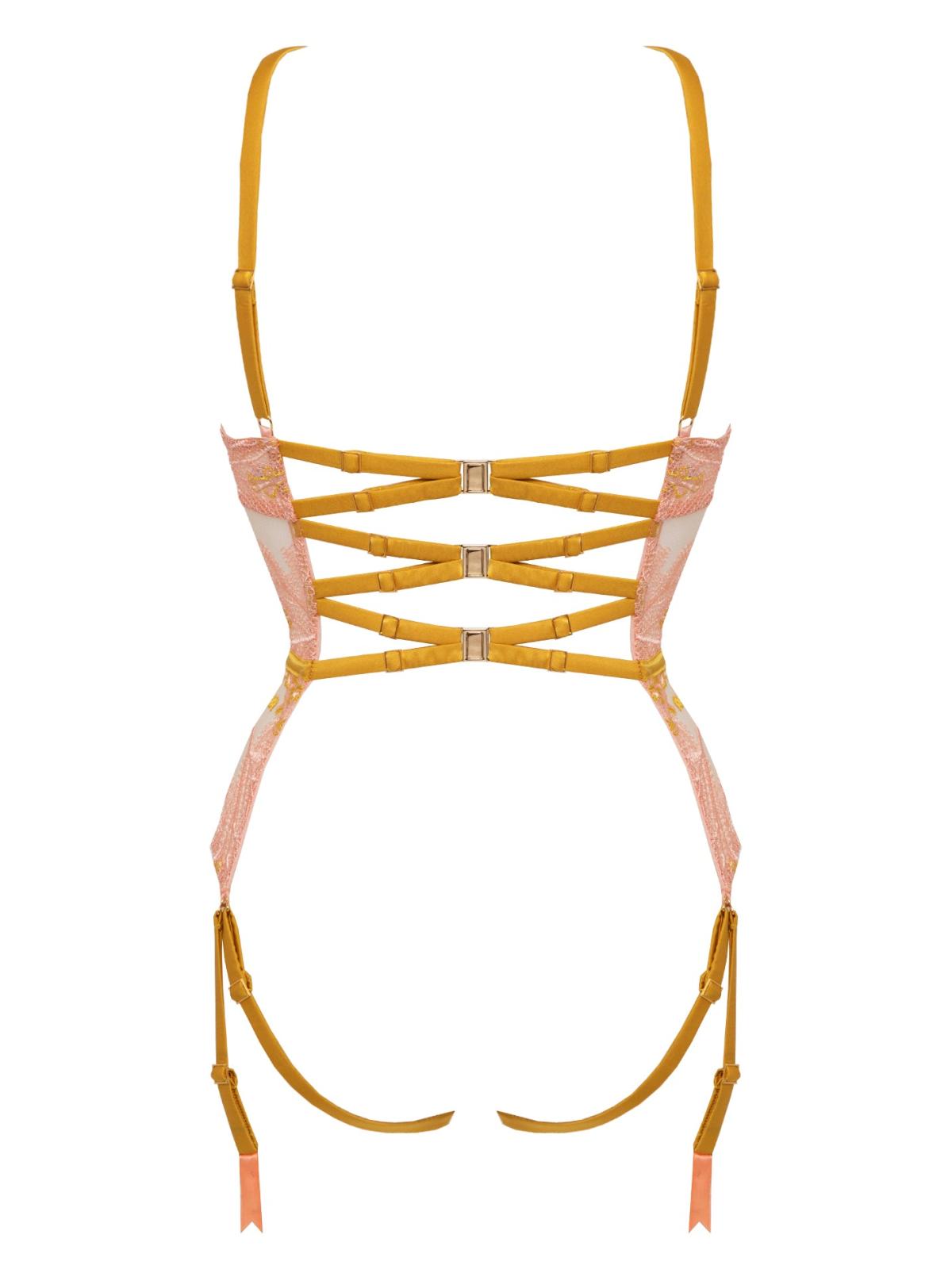 Naida Basque – view 4
