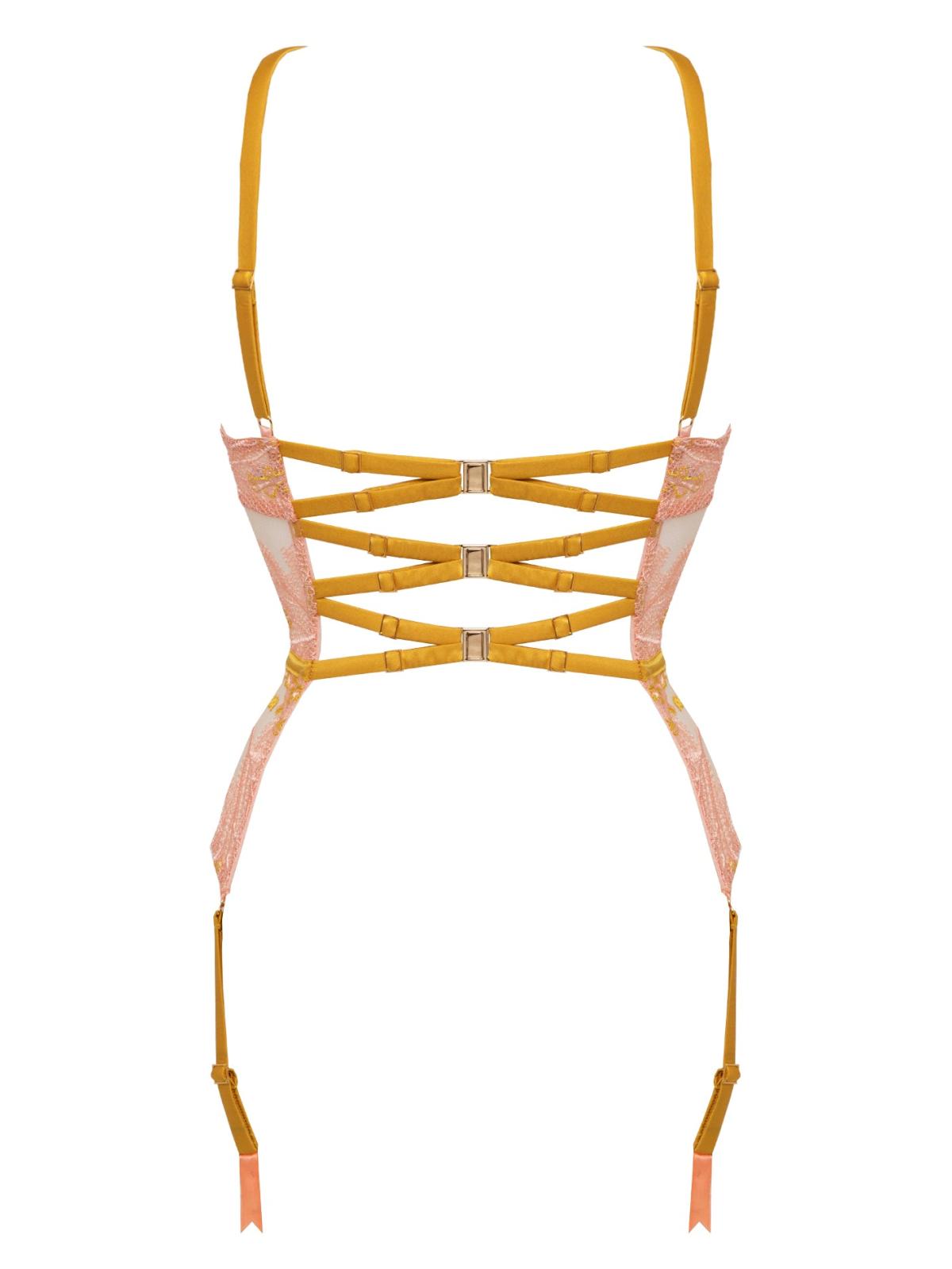 Naida Basque – view 6